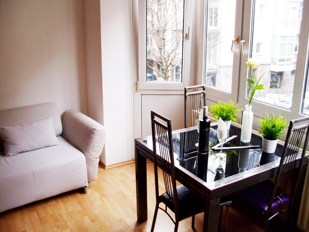 Apartment Cologne City Room photo