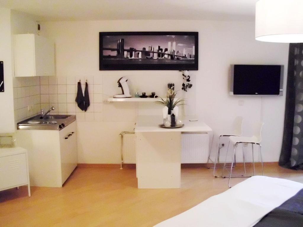 Apartment Cologne City Exterior photo